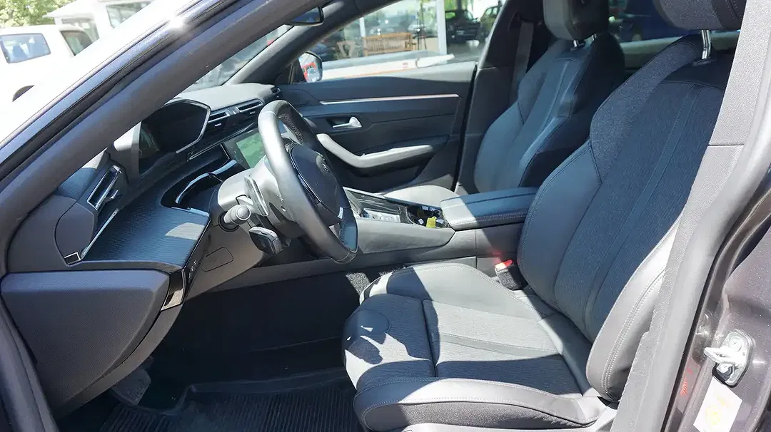 Peugeot 508 225 e-EAT8 PHEV Allure Pack SW - Thumbnail 9