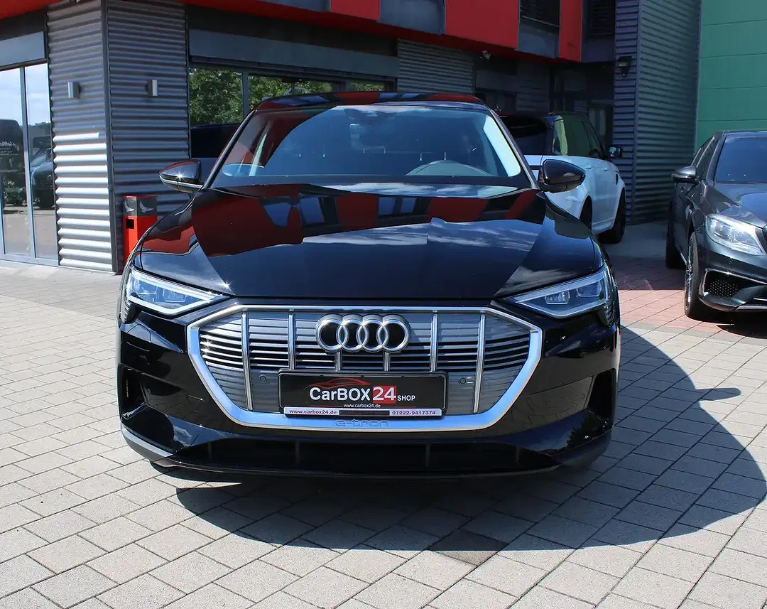 Audi e-tron 50 quattro Base - Thumbnail 12