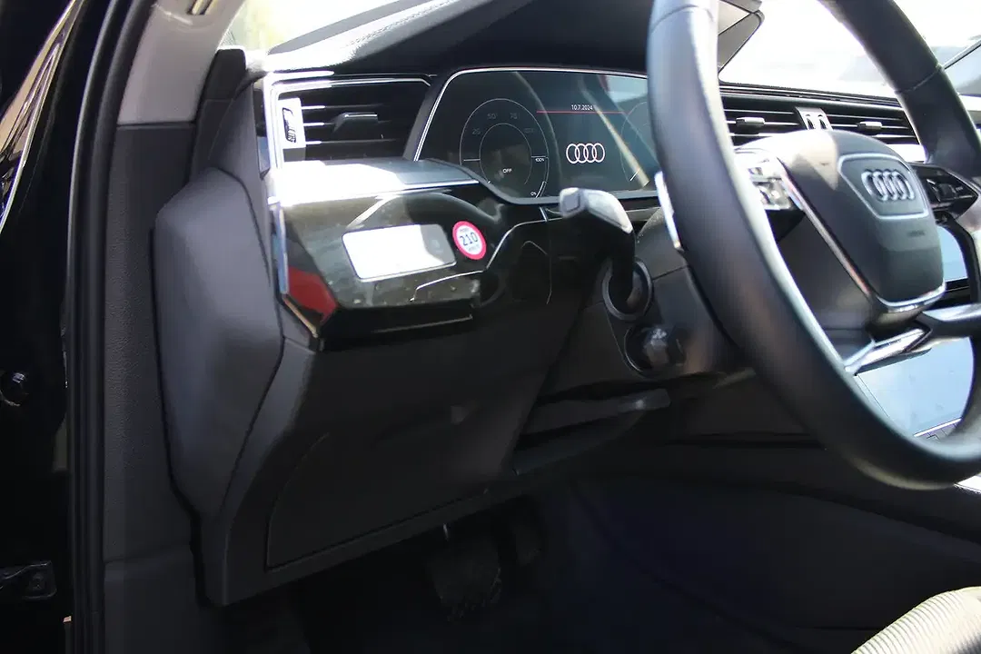 Audi e-tron 50 quattro Base - Thumbnail 15