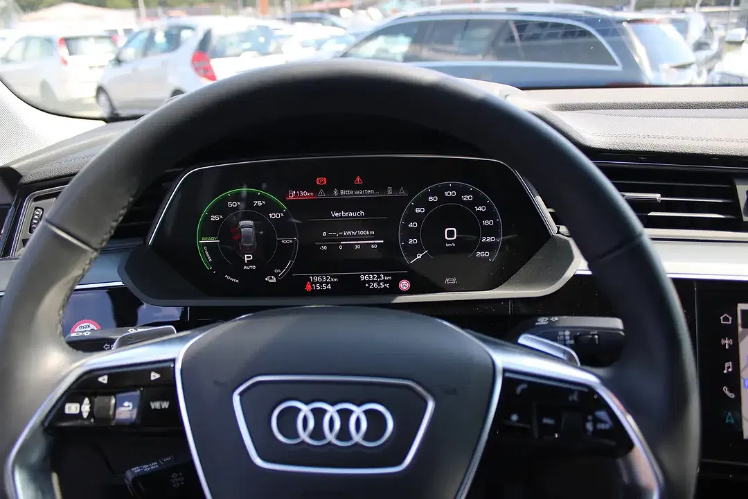 Audi e-tron 50 quattro Base - Thumbnail 17