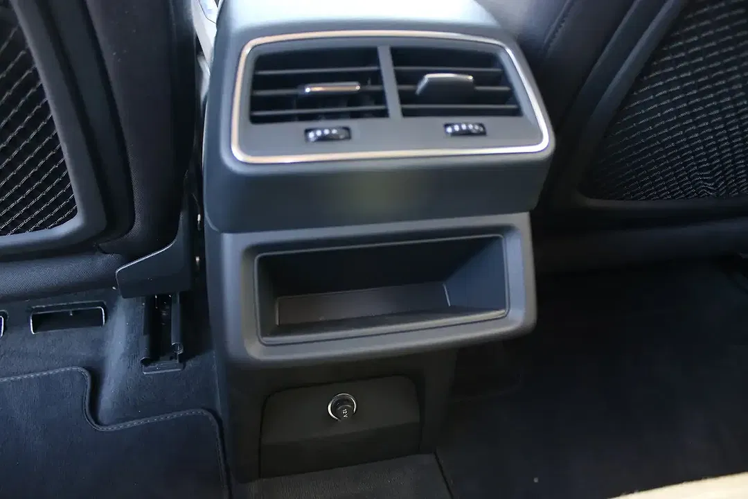 Audi e-tron 50 quattro Base - Thumbnail 27