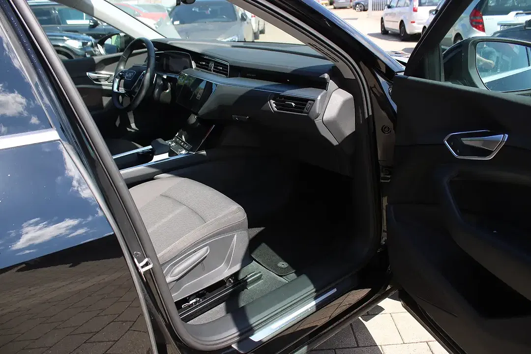 Audi e-tron 50 quattro Base - foto 29