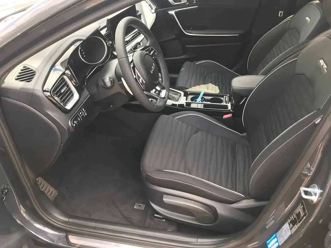 Kia XCeed 1.6 T-GDI GT-Line - Thumbnail 10