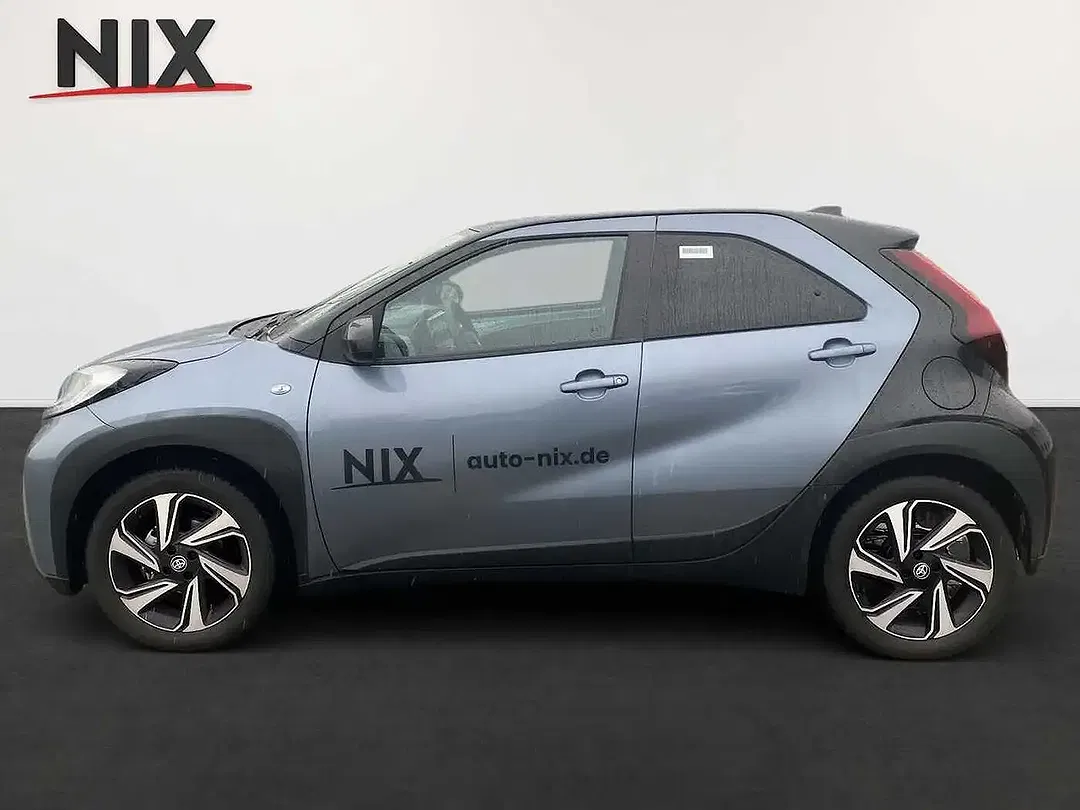 Toyota Aygo X Teamplayer - Thumbnail 3
