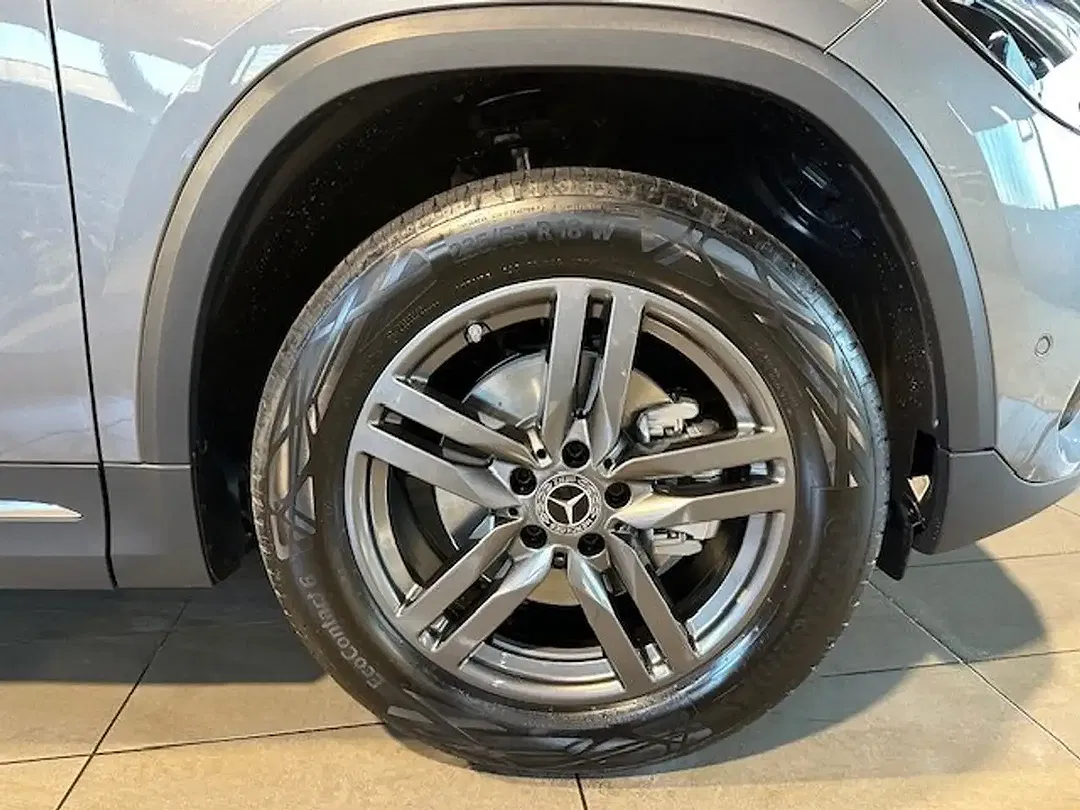 Mercedes-Benz GLA 200 Progressive - foto 2