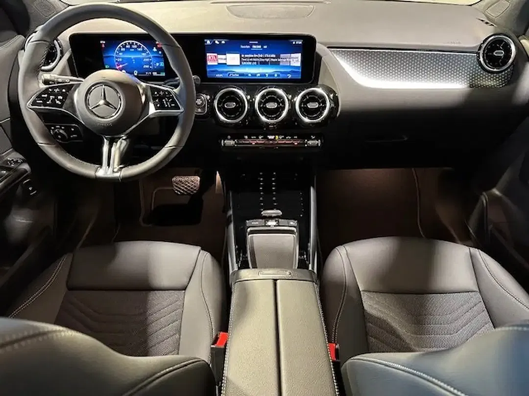 Mercedes-Benz GLA 200 Progressive - Thumbnail 4