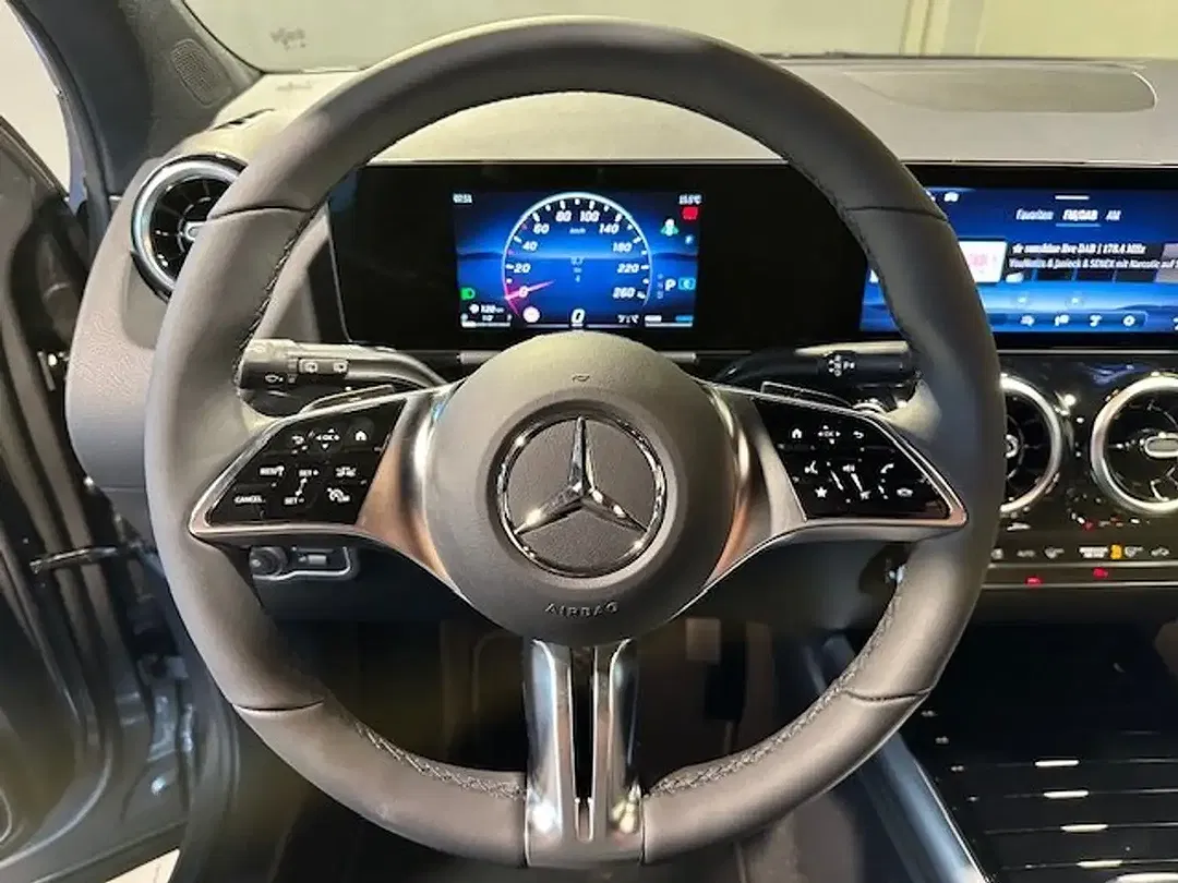 Mercedes-Benz GLA 200 Progressive - Thumbnail 5