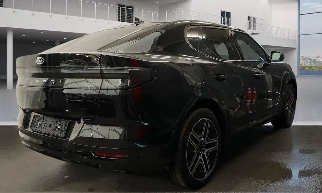 Ford Capri Premium - Thumbnail 3