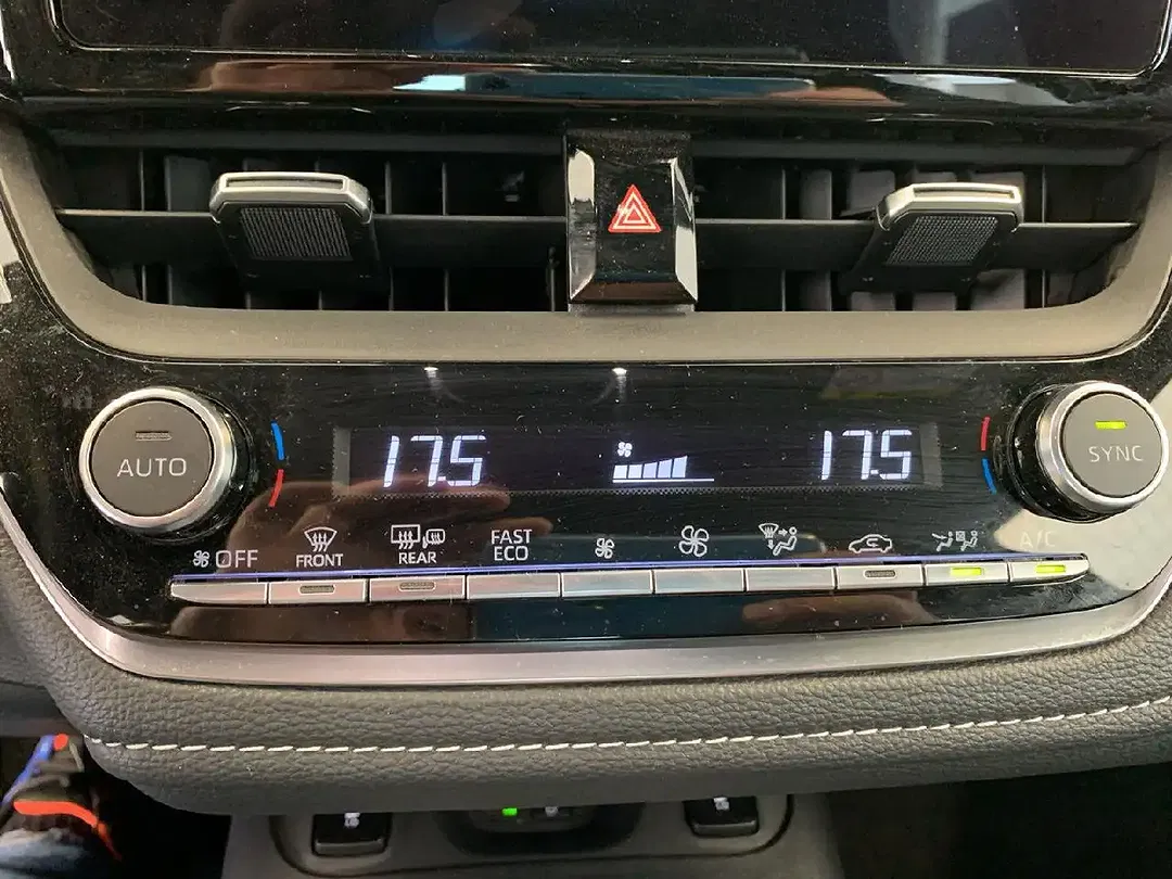 Suzuki Swace Hybrid 1.8 Comfort+ - Thumbnail 10