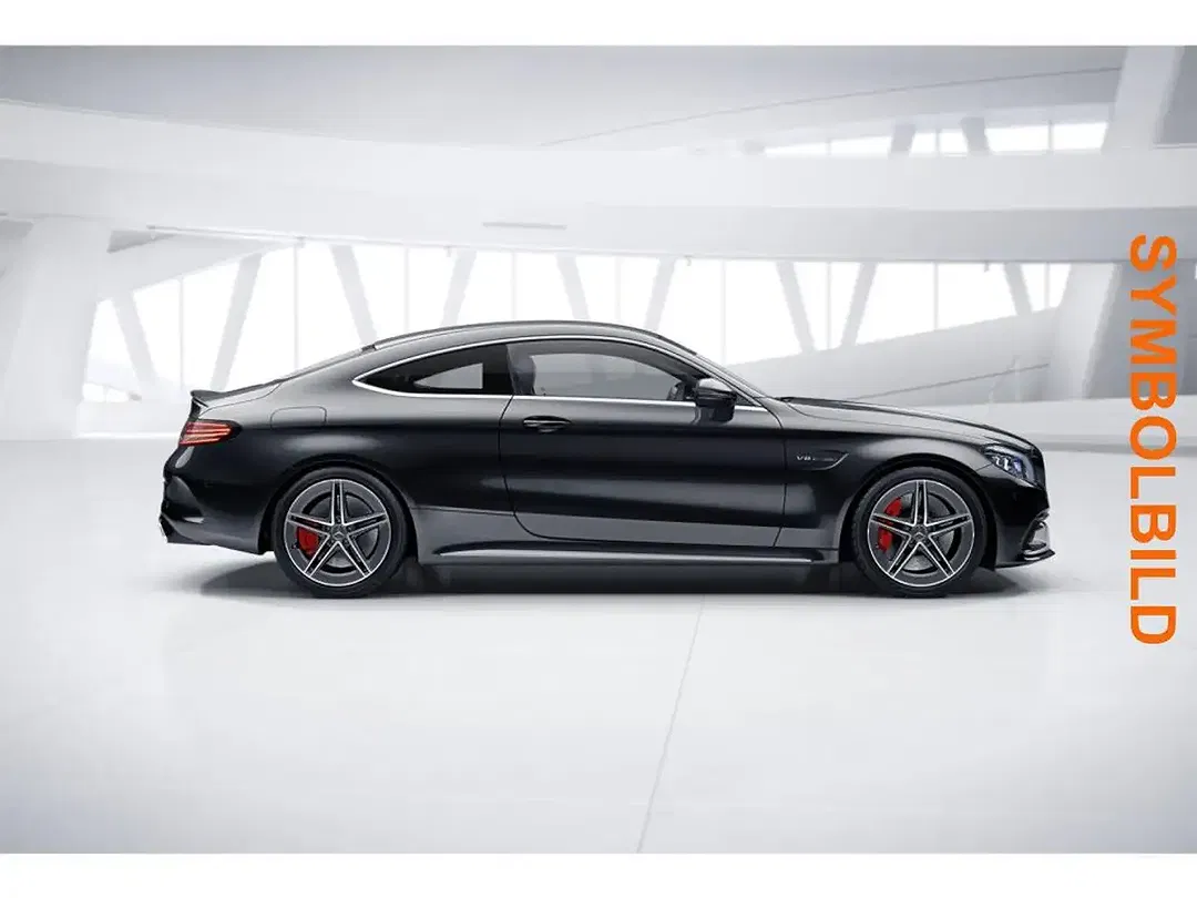 Mercedes-Benz C 63 AMG - Thumbnail 5