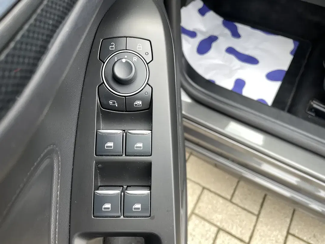 Ford Focus MHEV AUT ST-Line - Thumbnail 11