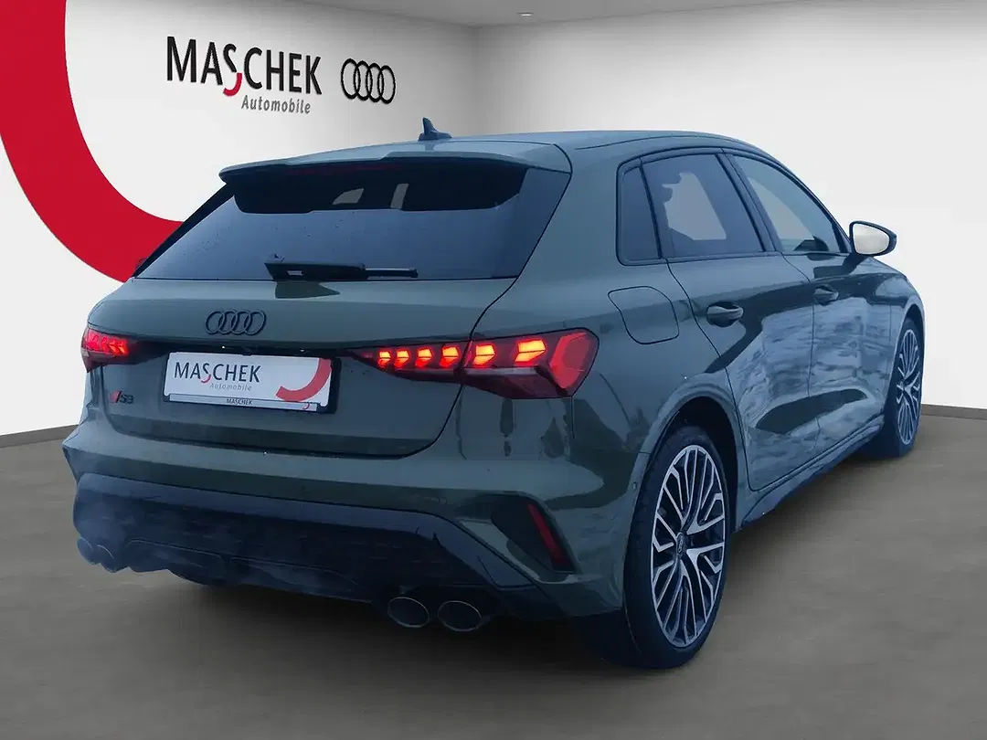 Audi S3 Matrix LED Sportback - Thumbnail 5