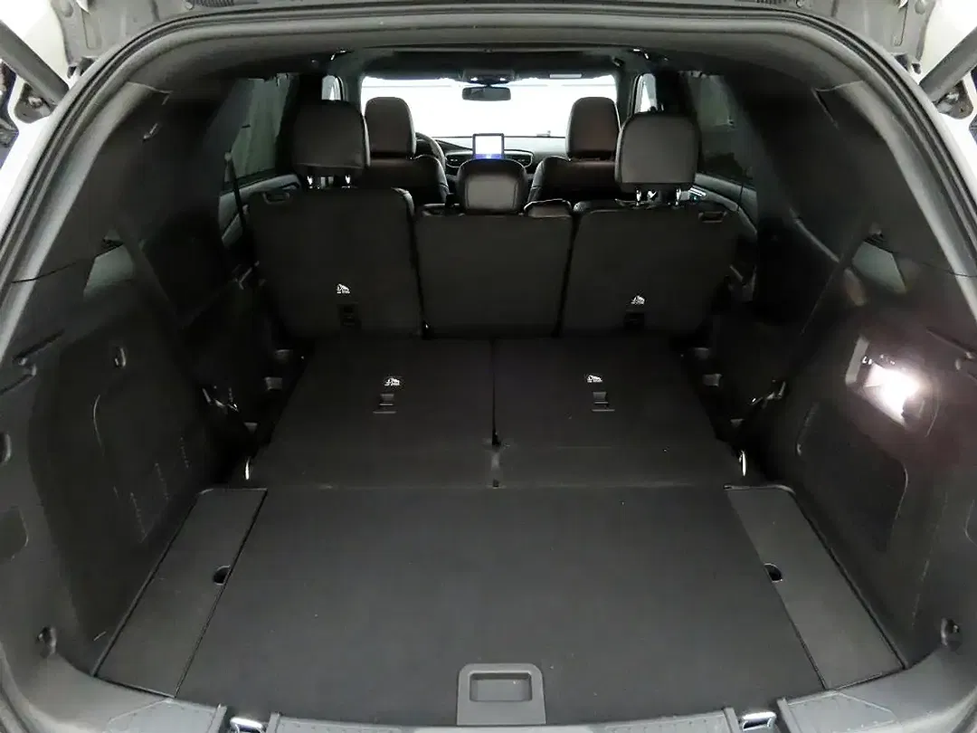 Ford Explorer 3.0 PHEV 4x4 ST-Line - Thumbnail 9