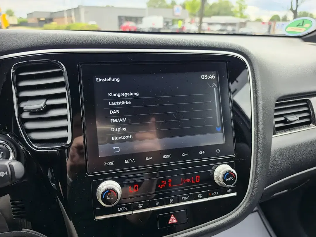 Mitsubishi Outlander 2.0 MIVEC - Thumbnail 8