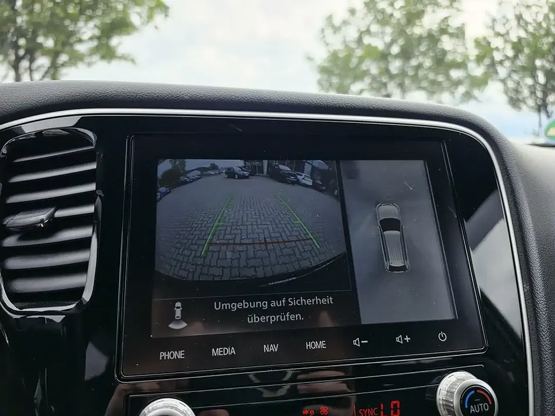 Mitsubishi Outlander 2.0 MIVEC - Thumbnail 9