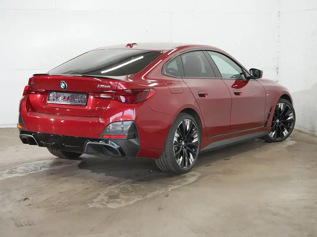 BMW i4 xDrive M60 M Sport Pro - Thumbnail 2