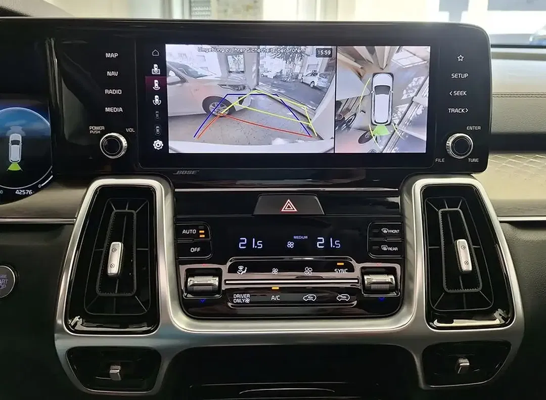 Kia Sorento PHEV Hybrid 4WD AWD - Thumbnail 10