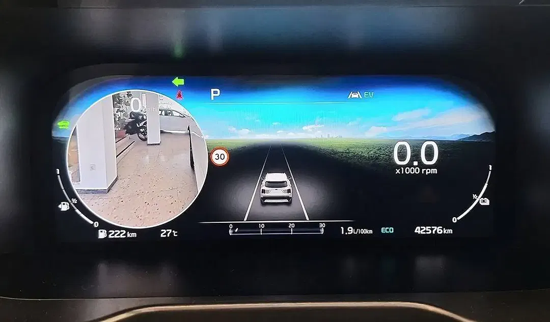 Kia Sorento PHEV Hybrid 4WD AWD - Thumbnail 11