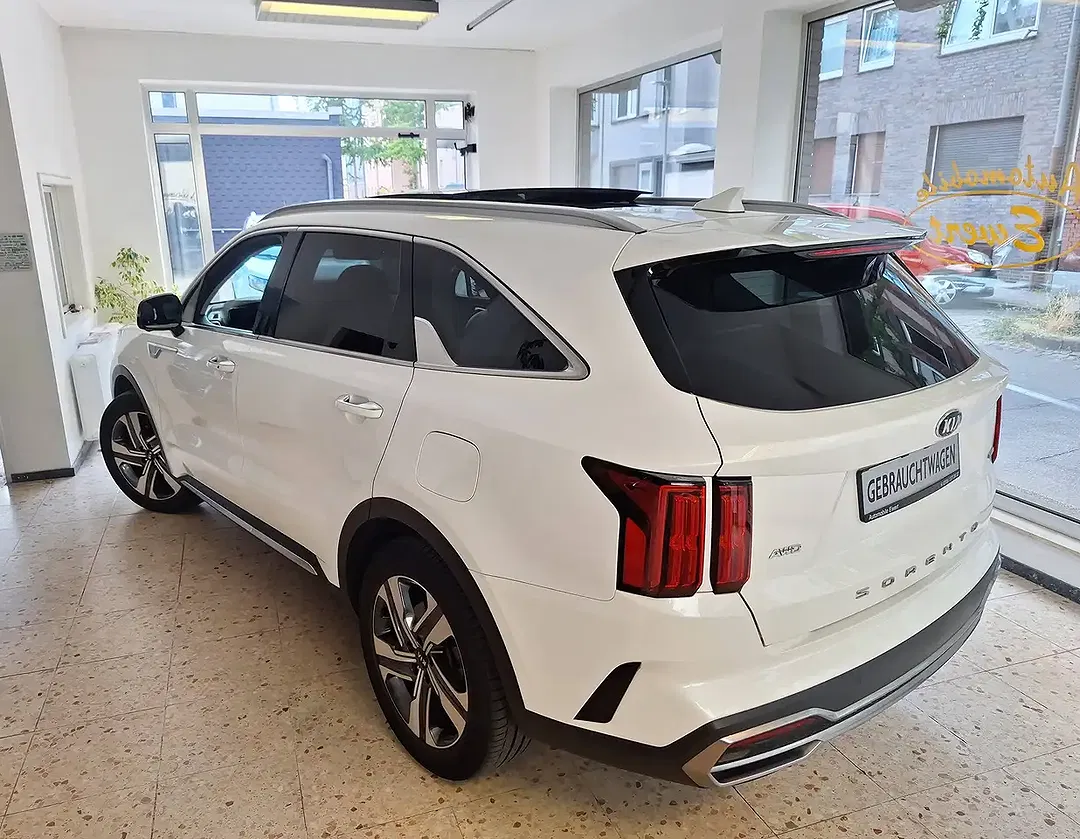Kia Sorento PHEV Hybrid 4WD AWD - foto 2