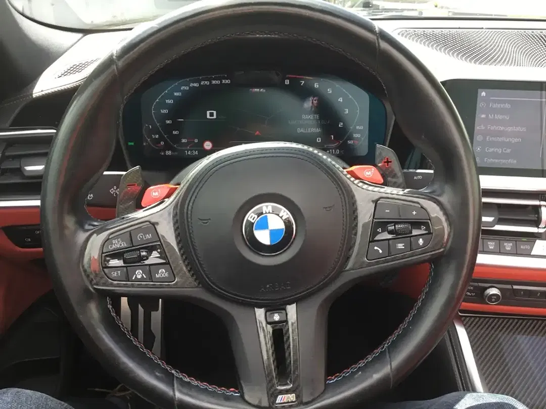 BMW M4 Competition Convertible - Thumbnail 6