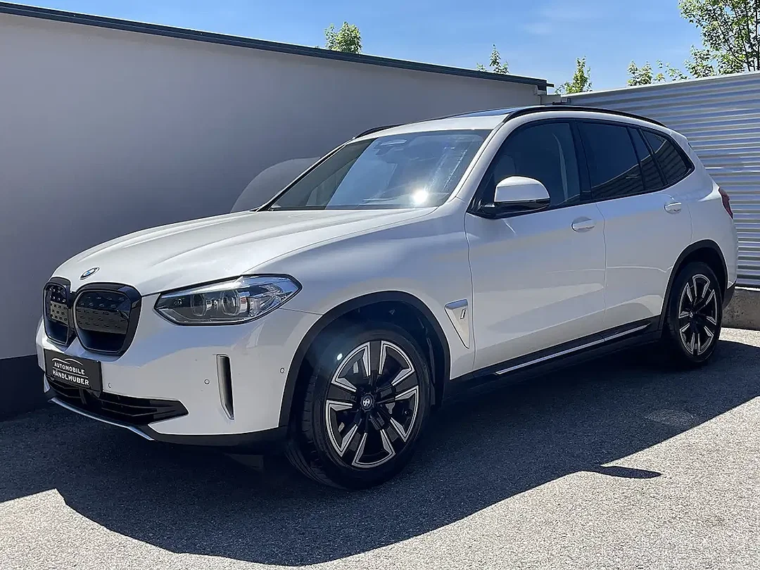 BMW iX3 Pro - Afbeelding 1