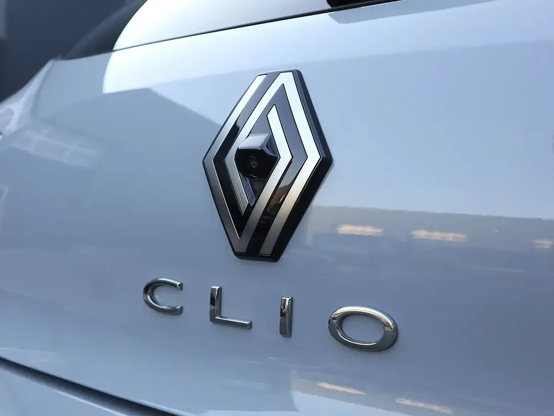 Renault Clio TCe - Thumbnail 12