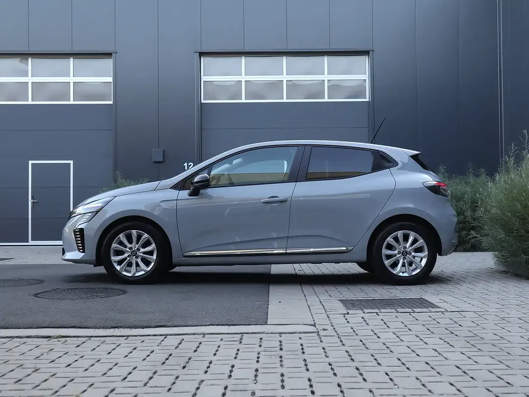 Renault Clio TCe - Thumbnail 4