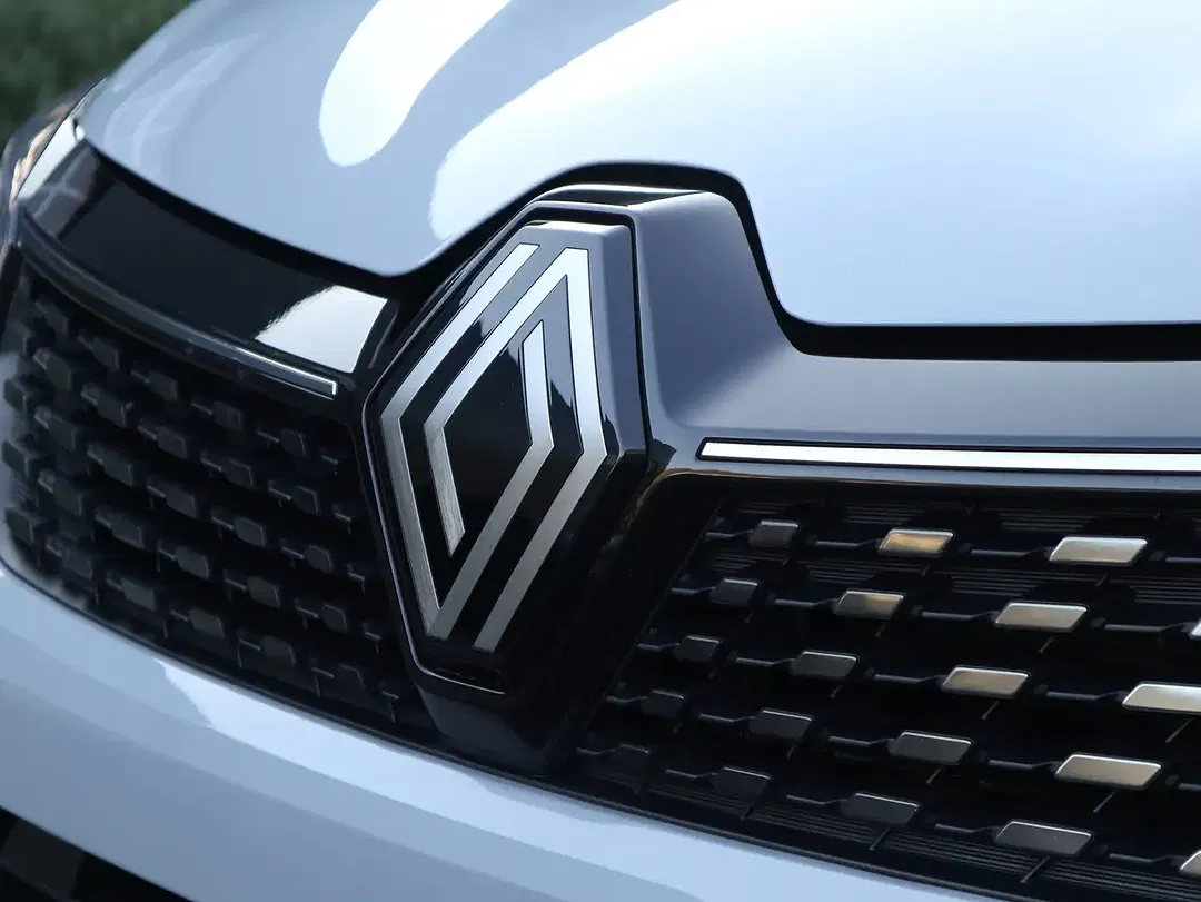 Renault Clio TCe - Thumbnail 8