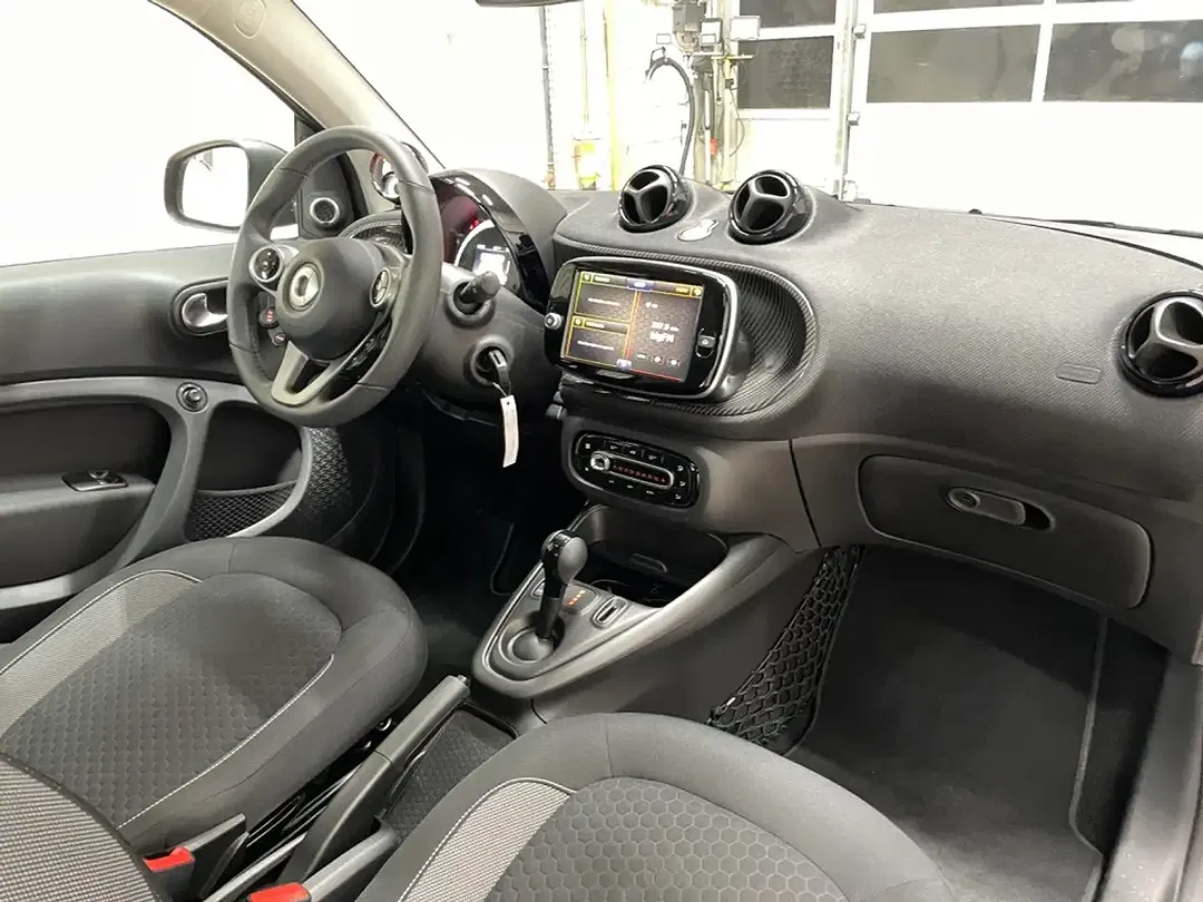 smart forTwo - Thumbnail 16