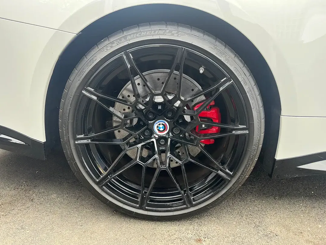 BMW M4 Competition - Thumbnail 5