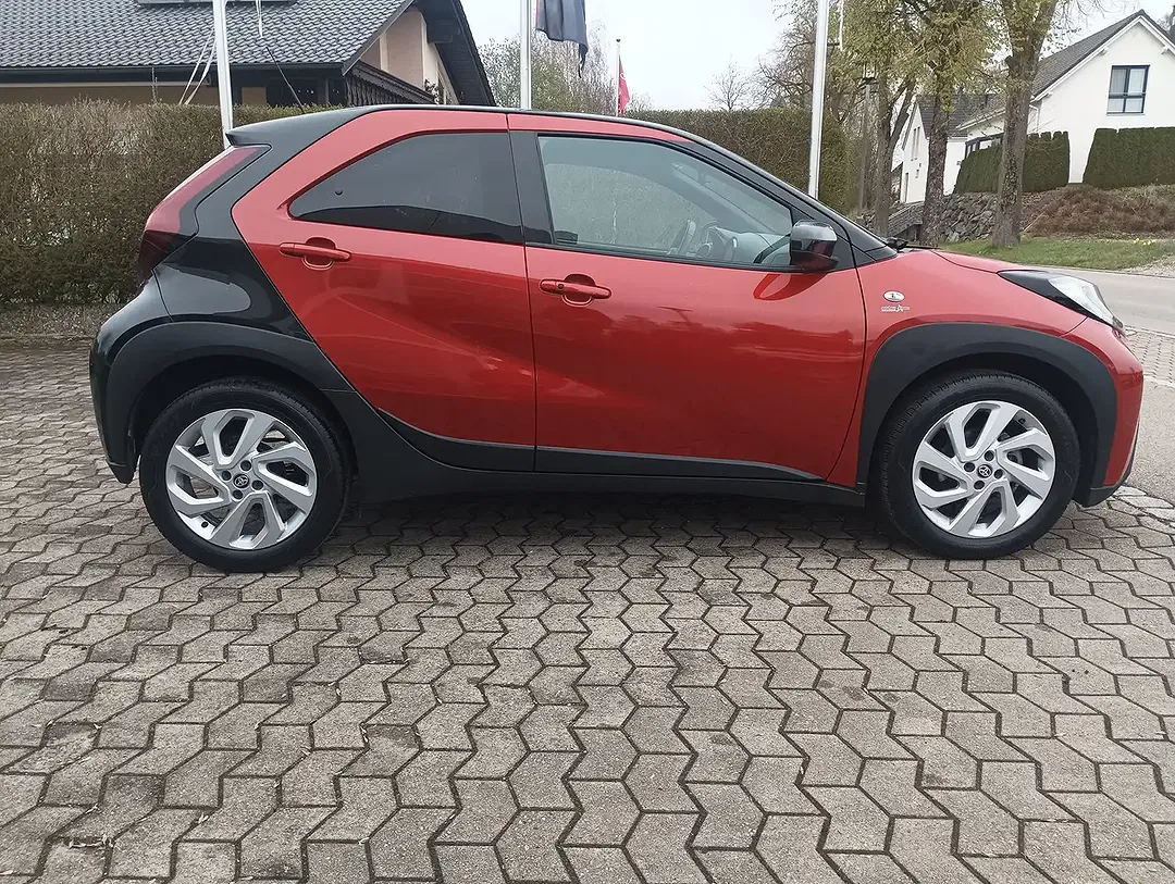 Toyota Aygo X - Thumbnail 6