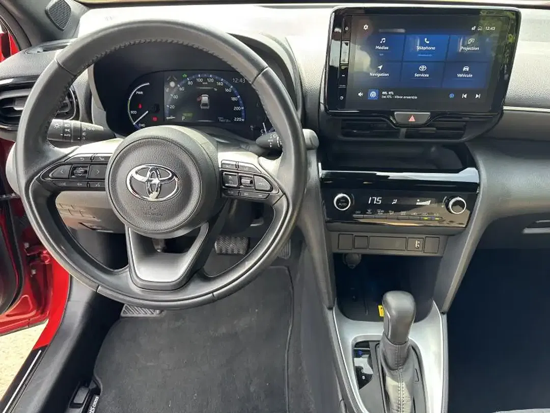 Toyota Yaris Cross Plus - Thumbnail 4