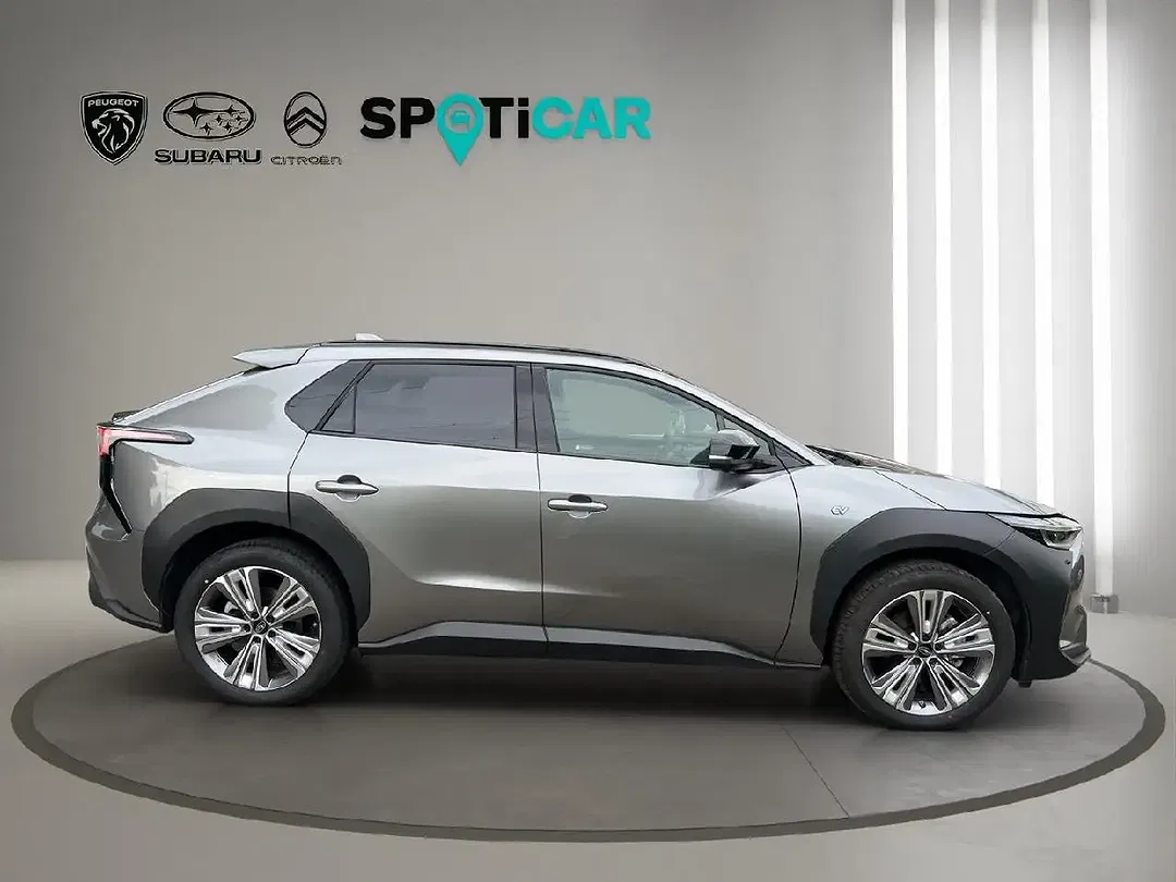 Subaru Solterra Platinum Plus - Thumbnail 3