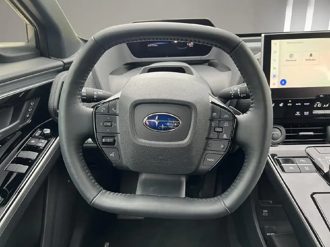 Subaru Solterra Platinum Plus - Thumbnail 9