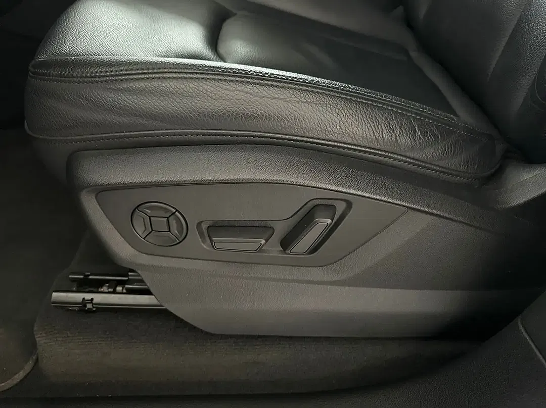 Audi Q7 55 TFSI e PHEV quattro - foto 15