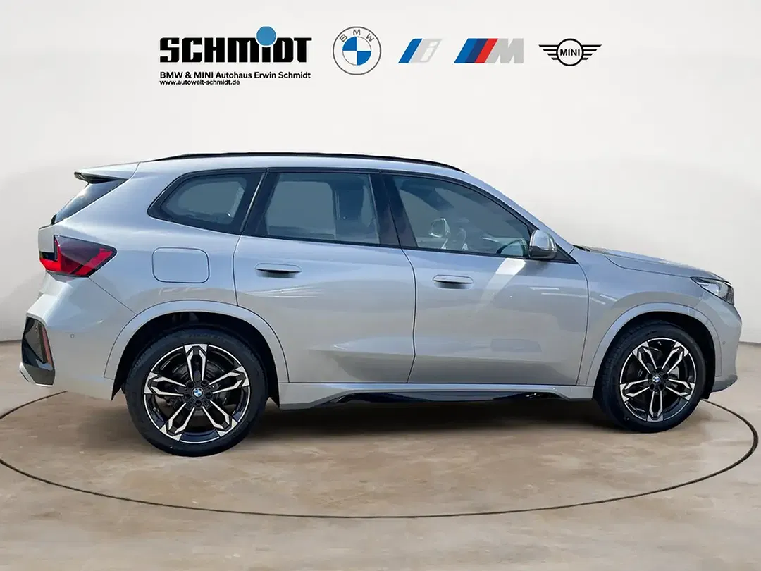 BMW X1 xDrive M Sport - Thumbnail 4
