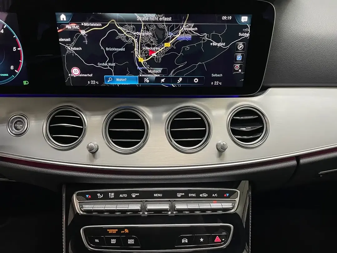 Mercedes-Benz E 220 MBUX Avantgarde - Thumbnail 11