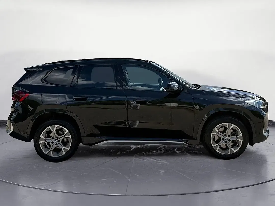 BMW X1 sDrive xLine - Thumbnail 5