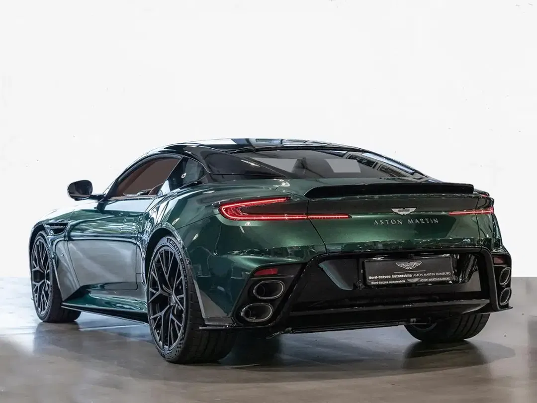 Aston Martin DB12 S Coupe - Thumbnail 3