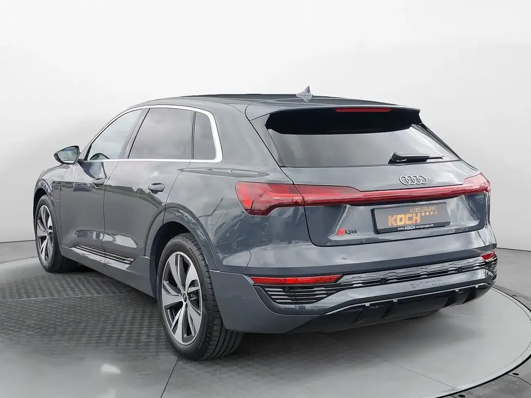Audi Q8 e-tron 50 quattro Matrix LED S line - Thumbnail 6