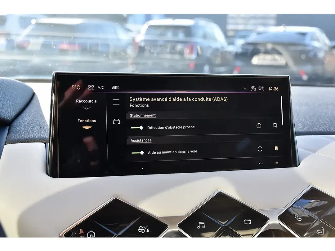 DS Automobiles DS 3 - Thumbnail 13