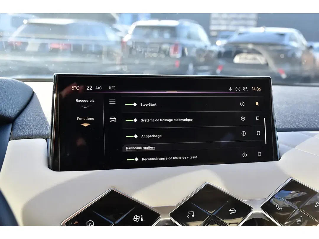 DS Automobiles DS 3 - Thumbnail 14