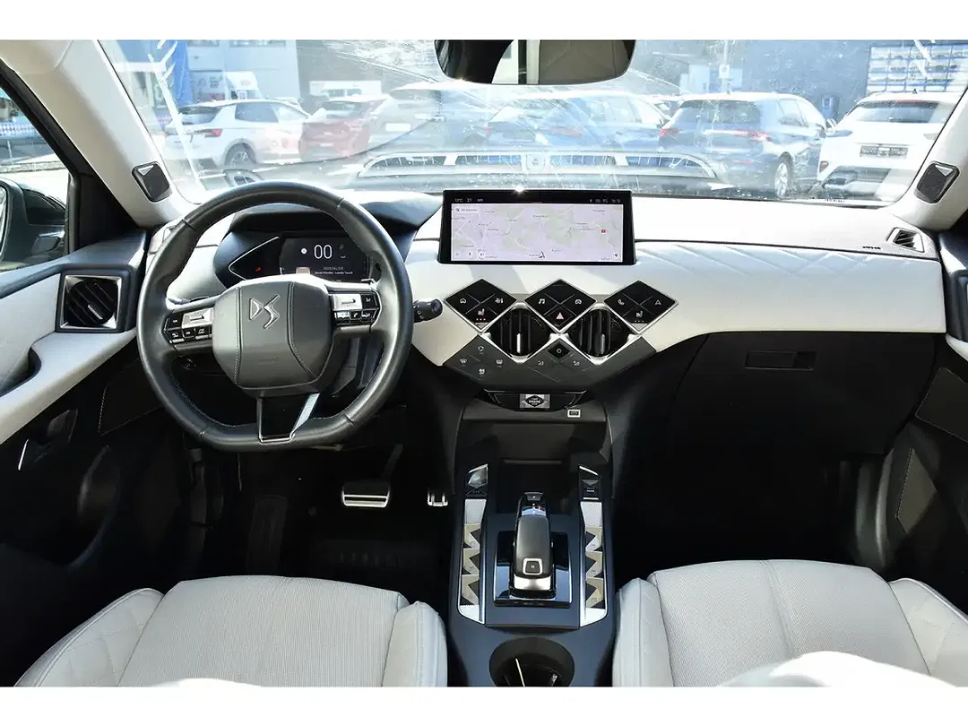 DS Automobiles DS 3 - Thumbnail 9