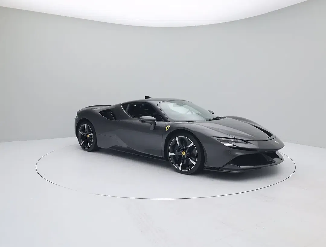 Ferrari SF90 Stradale - Thumbnail 4