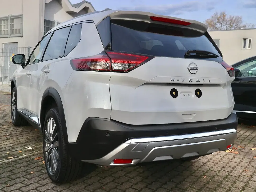 Nissan X-Trail 1.5 VC-T MHEV Tekna+ - Thumbnail 4