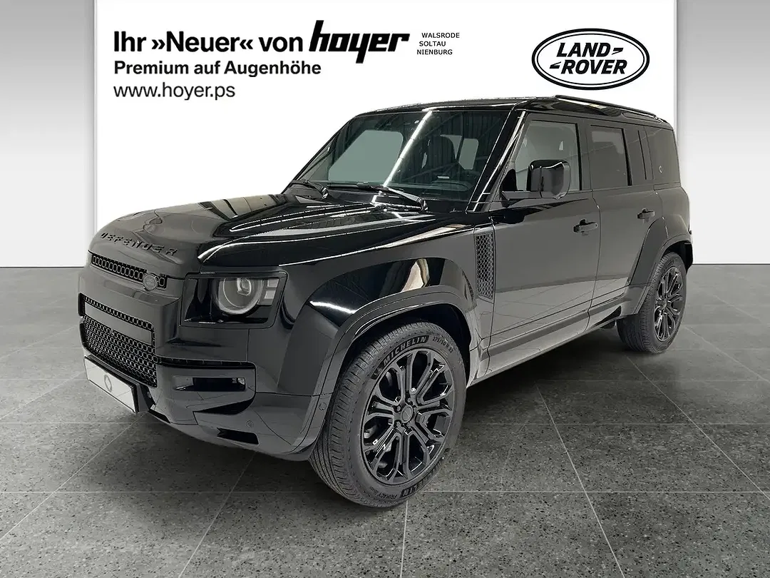 Land Rover Defender P635 4.4 OCTA Black Edition 110 - foto 1