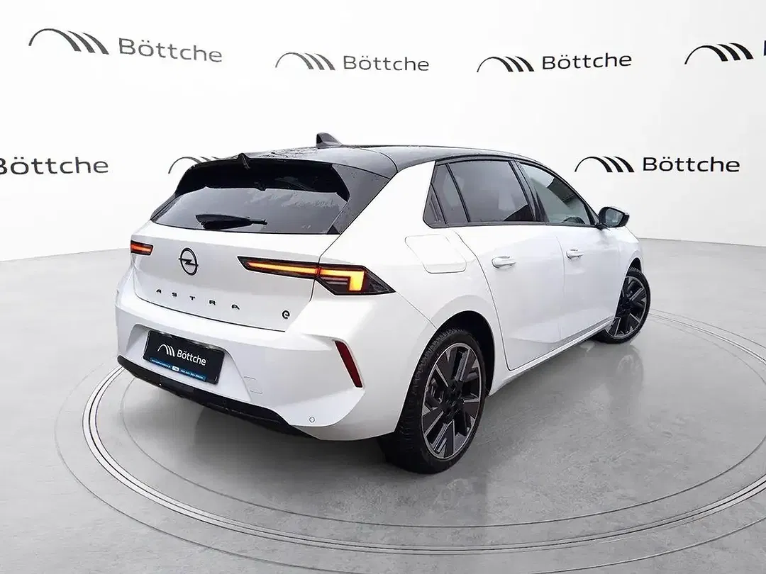 Opel Astra EV GS - Thumbnail 3