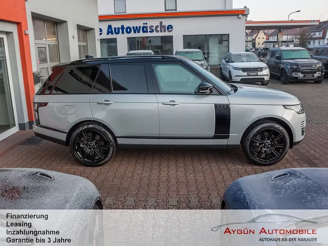 Land Rover Range Rover P400e Westminster - Thumbnail 8