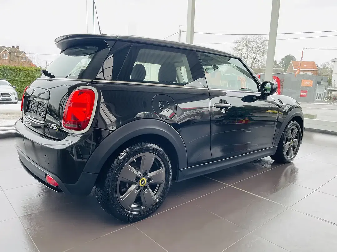 MINI Cooper SE - Thumbnail 5