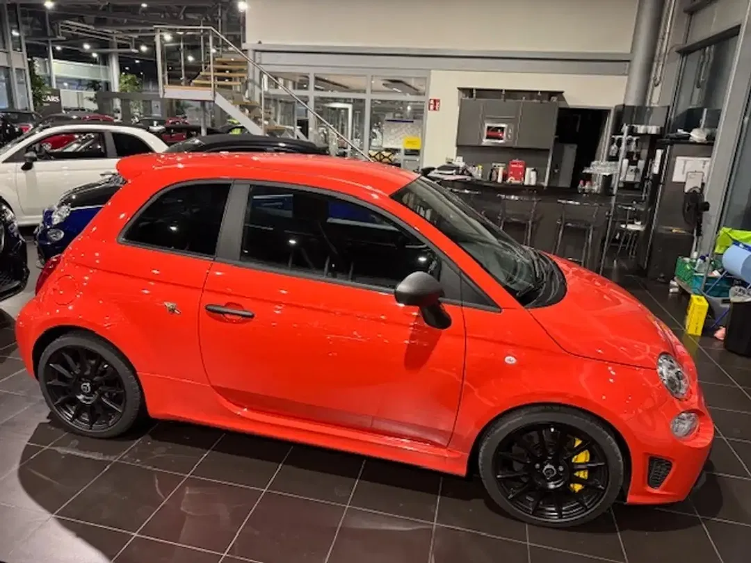 Abarth 695 - Thumbnail 11